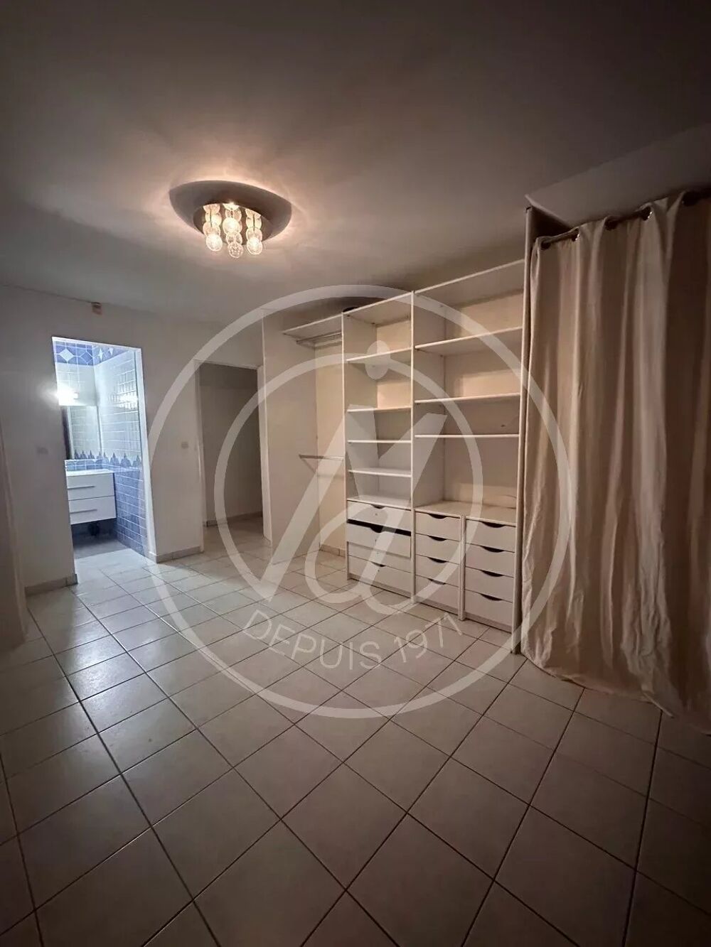 Location Maison A LOUER 1950 euros - VILLA JUMELEE T4 -  PISCINE - BAIE MAHAULT Baie-mahault