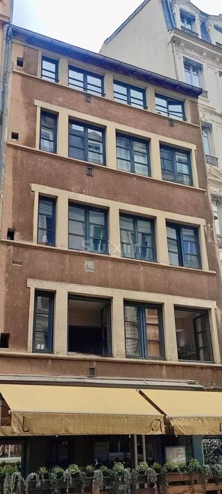  Immeuble � vendre 11 pi�ces 380 m�