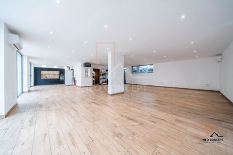 * LOCATION COMMERCE * Local de 125 m² refait à neuf dans la Z.A 1960 67590 Schweighouse-sur-moder