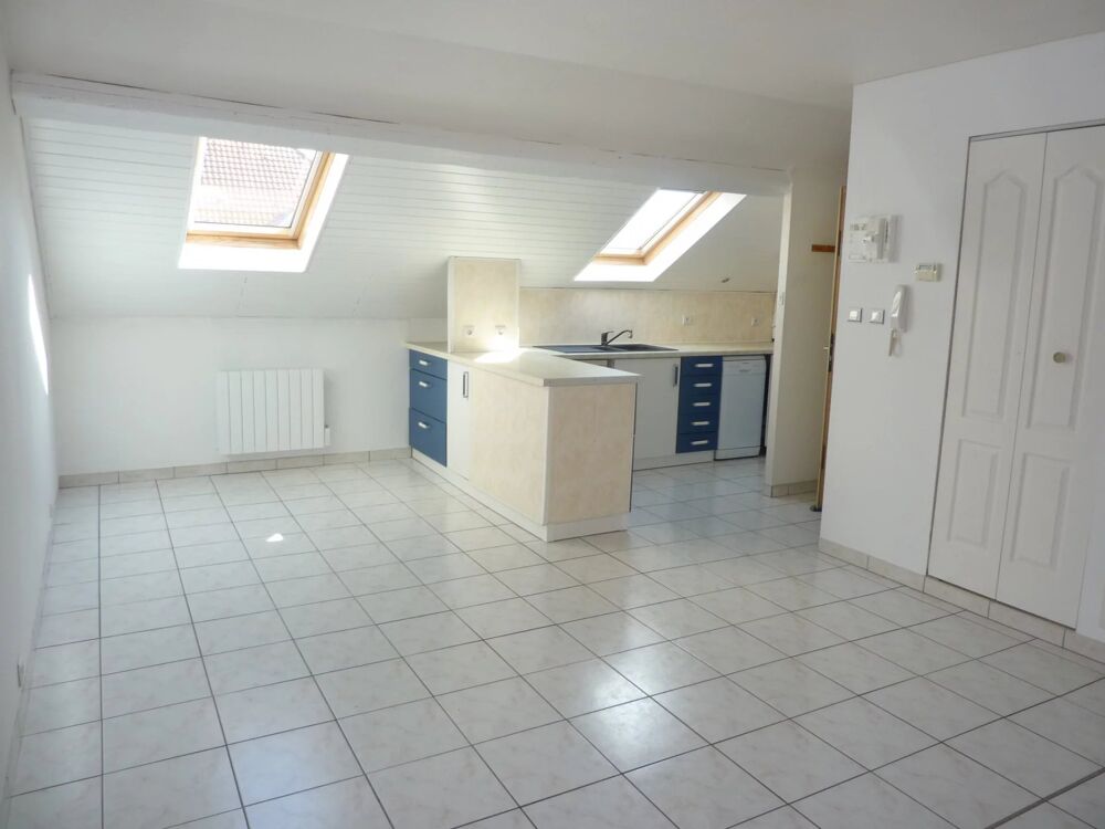 MONTBELIARD CV appartement F3 de 53 M2 climatisé