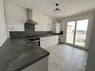  Appartement � louer 4 pi�ces 85 m�