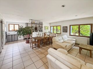  Maison à vendre 14 pièces 240 m²
