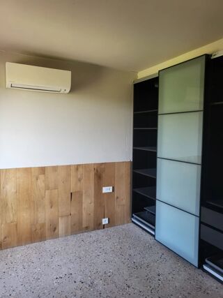 Location Appartement Trois pièces avec terrasse et 2 places de parking Gattières