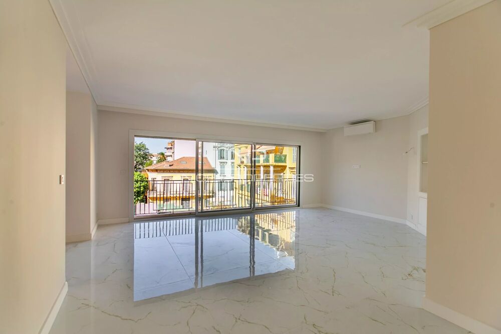 Vente Appartement Nice Carré d'Or, superbe 3 pièce rénové et climatisé avec terras Nice