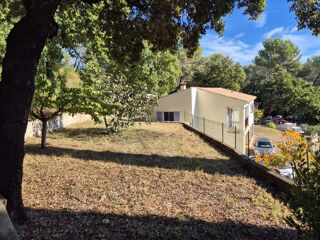 Vente Maison Le Luc en Provence – Maison de 135 m² en position dominante, aux Le luc