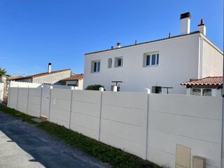  Maison à louer 7 pièces 141 m²