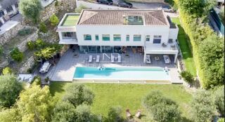  Villa � vendre 8 pi�ces 440 m�