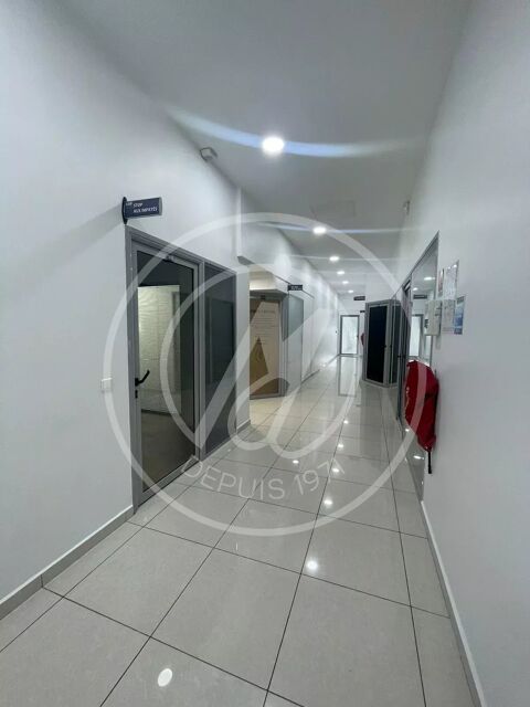 A louer petit bureau de 25m2 &agrave; JARRY - 475euros HT HC /mois 525 97122 Baie-mahault