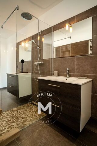  Maison à vendre 8 pièces 226 m²