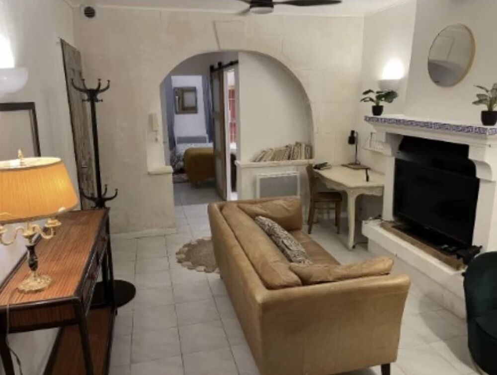 Vente Appartement Centre Historique Apt T2 en rdc Arles