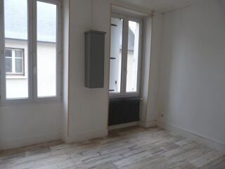  Immeuble � vendre 10 pi�ces 210 m�