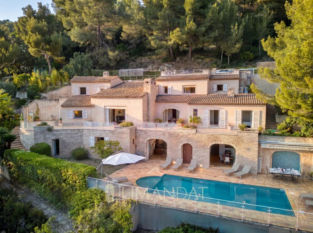 � vendre  Maison Roquebrune-Cap-Martin (06190)