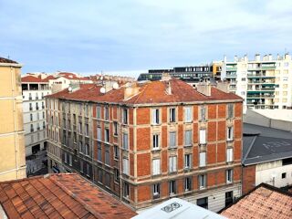  Loft  louer 2 pices 130 m Marseille 2me