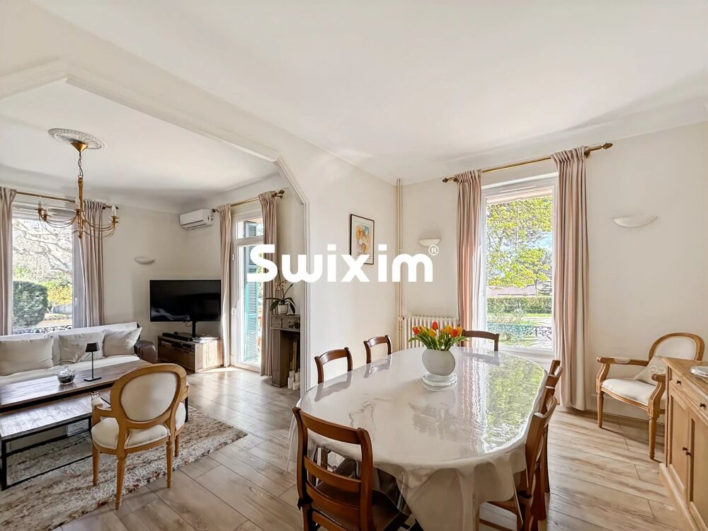 Vente Maison Maison 11 pièces 200m2 avec beau terrain Sauzet