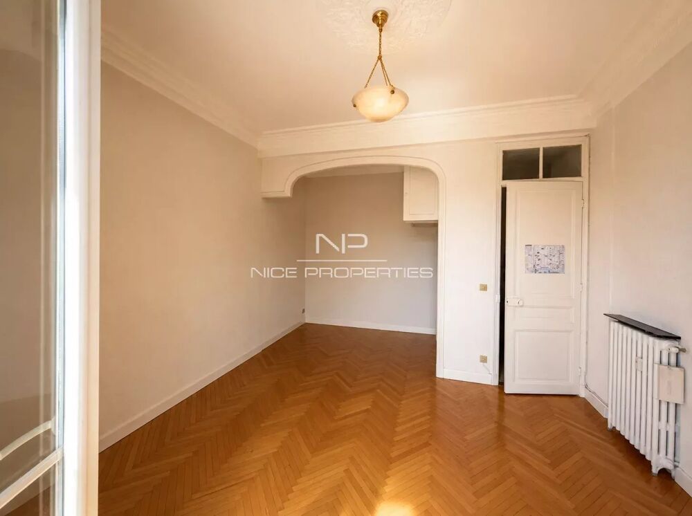Vente Appartement Nice Musiciens proche du tramway, 2 pièces de 46 m2 sur balcon S Nice