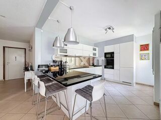  Appartement � vendre 4 pi�ces 100 m�