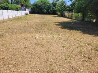  Terrain  vendre 555 m