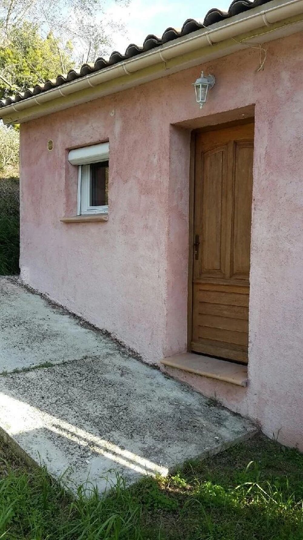 Studio de 25m² avec jardinet privatif