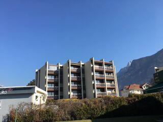  Appartement à louer 2 pièces 45 m²