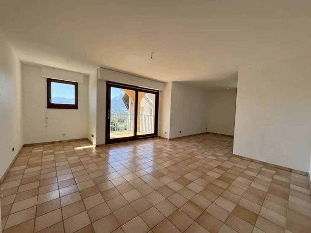 Location Appartement Appartement T3 avec balcons, garage et cave La mure