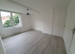  Appartement à louer 2 pièces 32 m²
