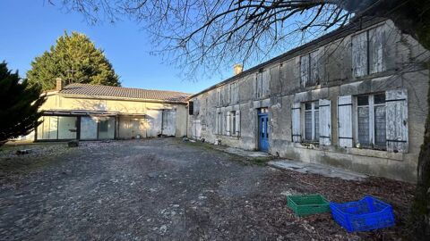 Corps de ferme à rénover sur 5000 m² de terrain environ 151200 Barbezieux-Saint-Hilaire (16300)