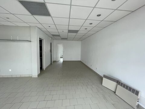 Local commercial 830 62600 Berck