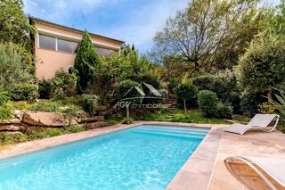  Maison à vendre 8 pièces 266 m²