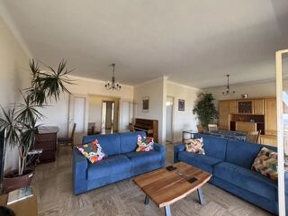  Appartement à louer 3 pièces 100 m²