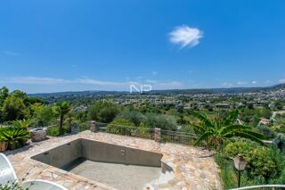  Maison à vendre 7 pièces 181 m²