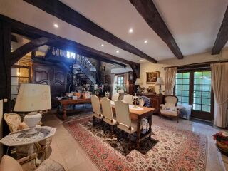  Maison à vendre 9 pièces 288 m²