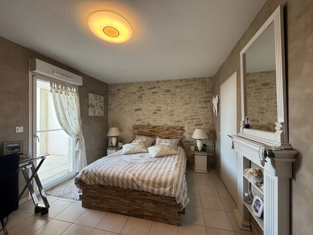 Vente Appartement SAINT-RAPHAËL – 4 PIÈCES DE 100 M² – TERRASSE DE 60 M² SUD Saint-raphaël