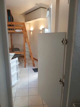  Appartement à louer 1 pièce 12 m²