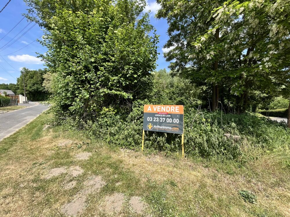 Vente Terrain Terrain 2.6 hectares dont 5595 m² à bâtir. Chevregny