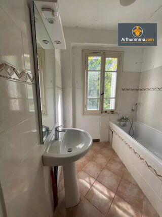  Maison � vendre 8 pi�ces 229 m�