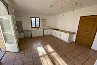  Maison à louer 5 pièces 121 m²