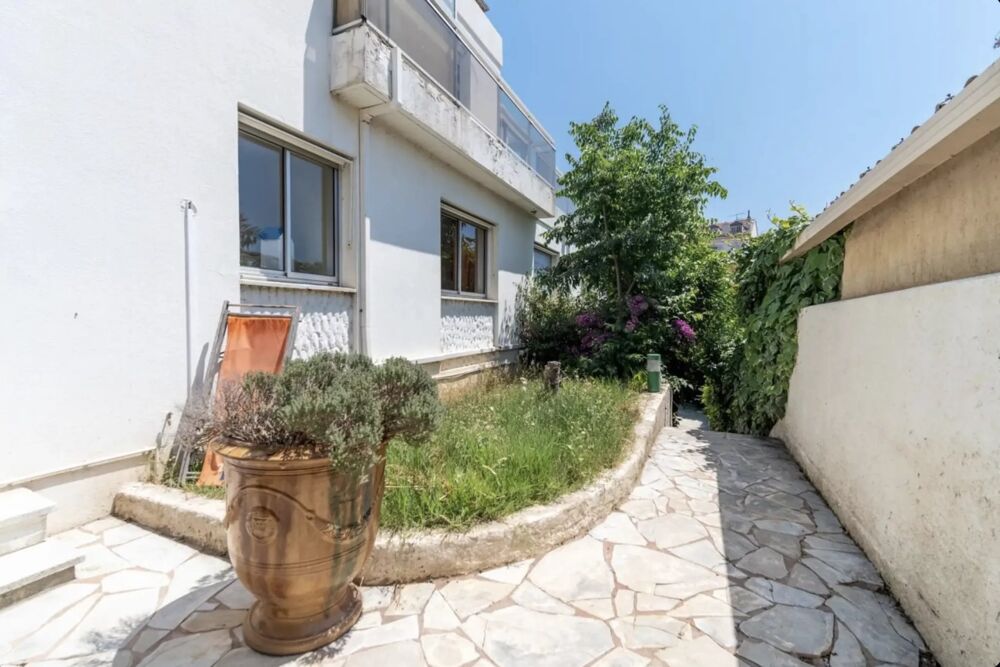 Vente Maison CANNES – MONTROSE | VILLA 303 M² AVEC PISCINE ET FORT POTENTIEL Cannes