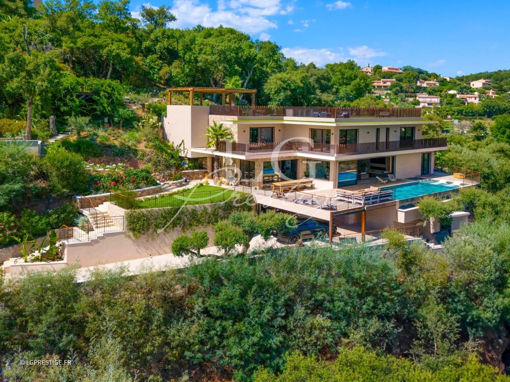 À 10 min de Mandelieu  Villa darchitecte dans domaine fermé