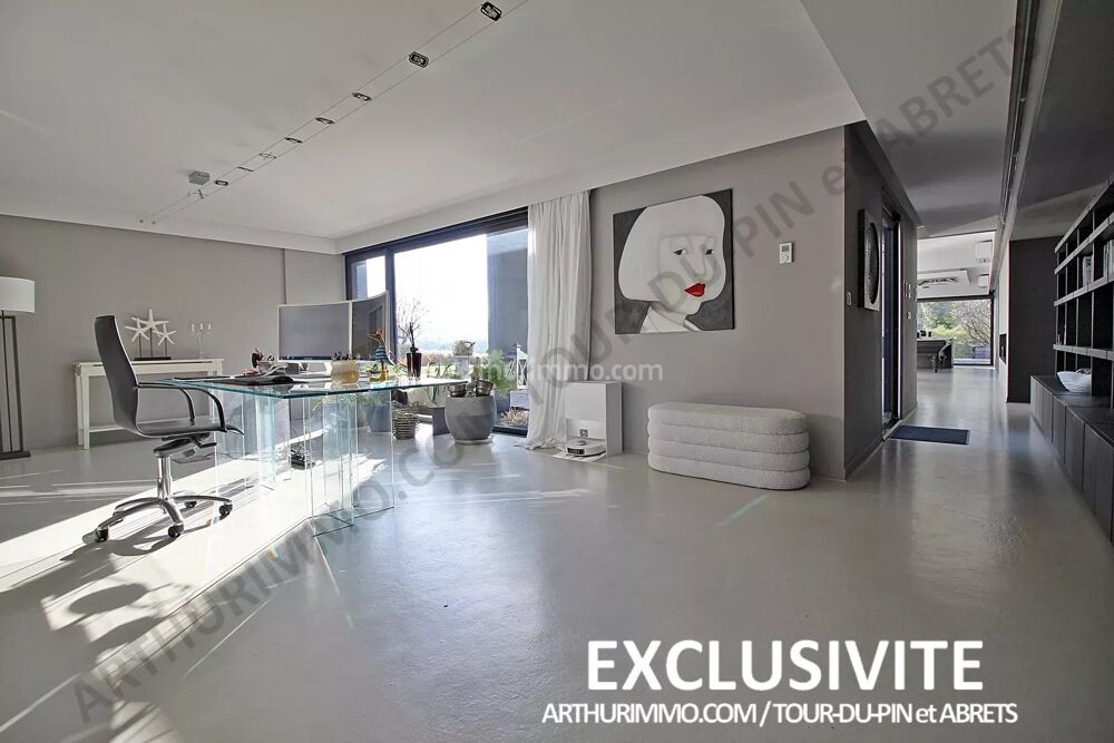 � vendre  Maison La Tour-du-Pin (38110)