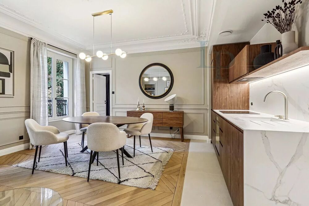 � vendre  Appartement Paris 8