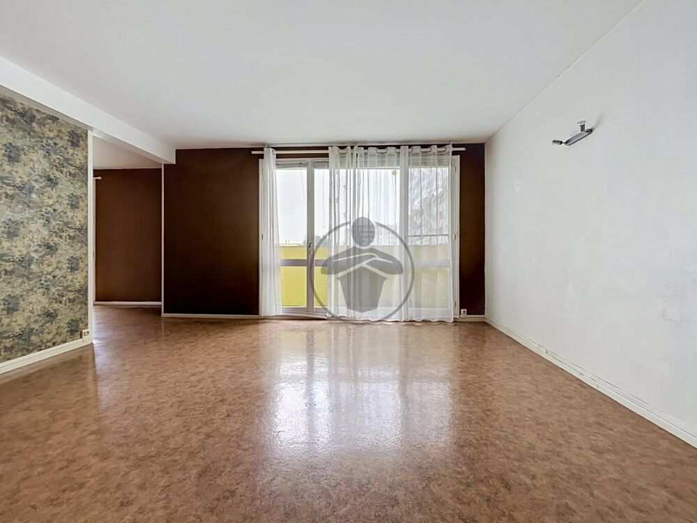 APPARTEMENT 3 CHAMBRES AVEC BALCON  SAINT-QUENTIN