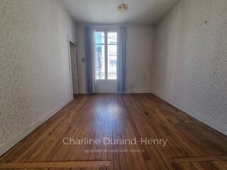  Immeuble  vendre 8 pices 109 m