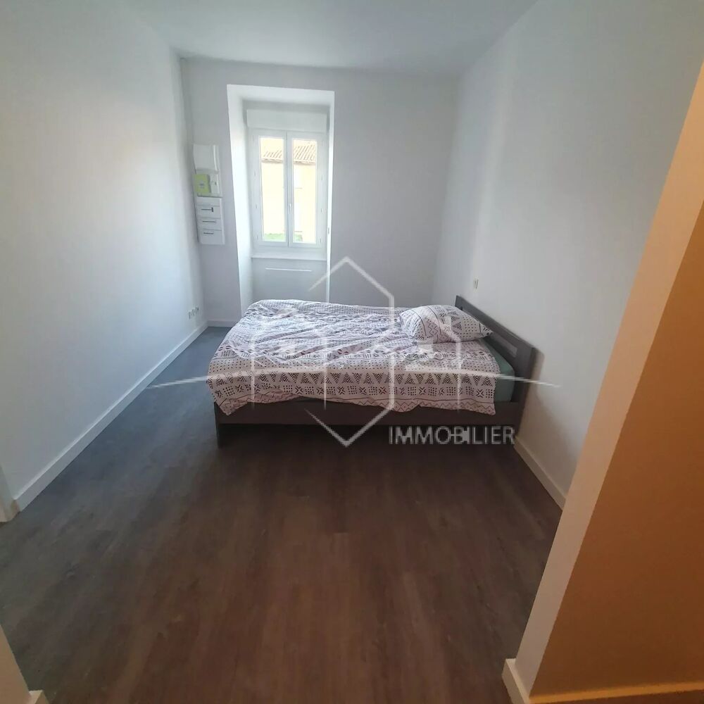 Location Appartement BEAUREPAIRE T2 meubl� 2�me �tage Beaurepaire