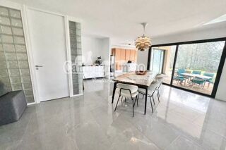  Maison � vendre 4 pi�ces 145 m�