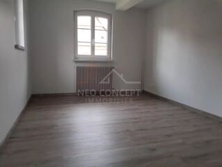  Appartement à louer 4 pièces 78 m²