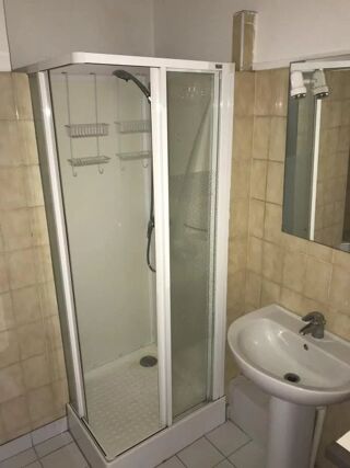  Appartement à louer 4 pièces 103 m²