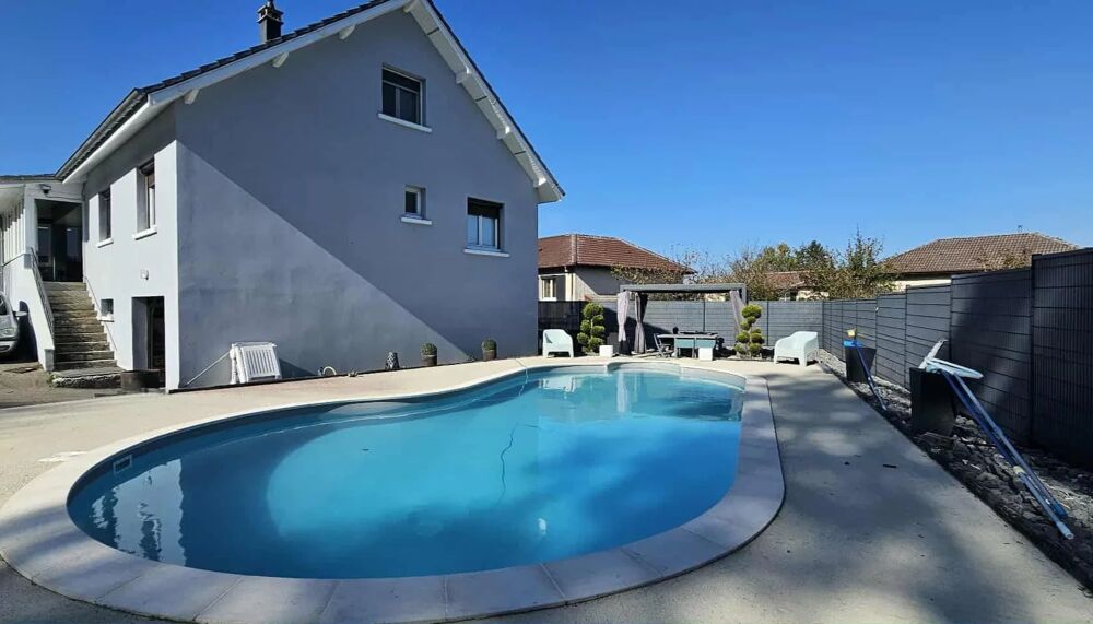 Proche frontière Suisse - Maison spacieuse 170 m²