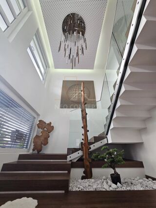  Villa  vendre 6 pices 175 m