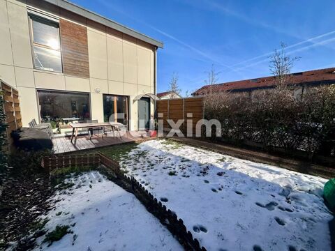   Maison semi-mitoyenne meubl�e de 117m� avec jardin et garage fer 