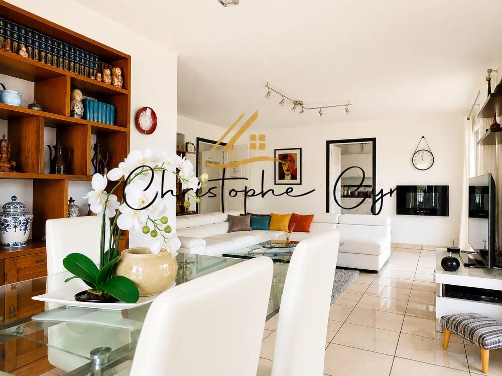 EXCLUSIVITÉ  APPARTEMENT DEXCEPTION 4 PIÈCES DE 108 M²  DERNI